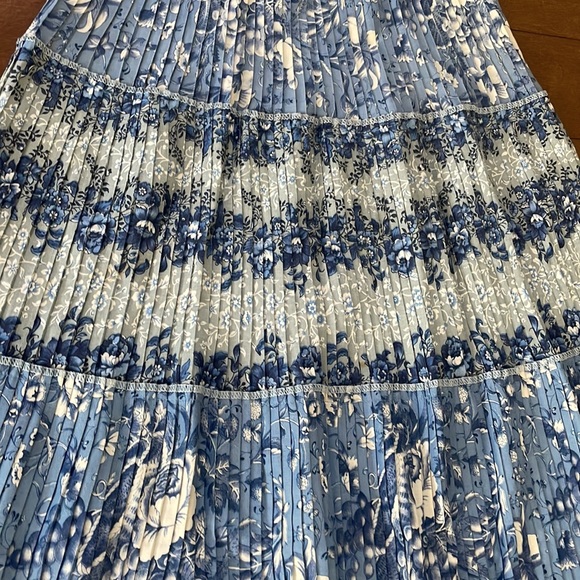 Vintage floral pleated skirt - Picture 2 of 6